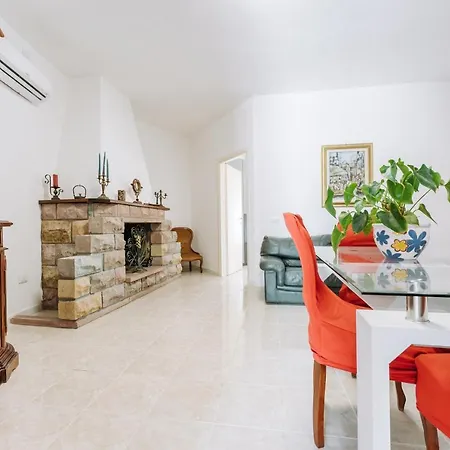 Hotel Casa Sara Capoterra
